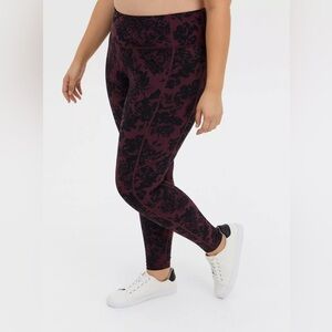 Torrid Active High-Rise Full-Length Side Pocket Legging size 1